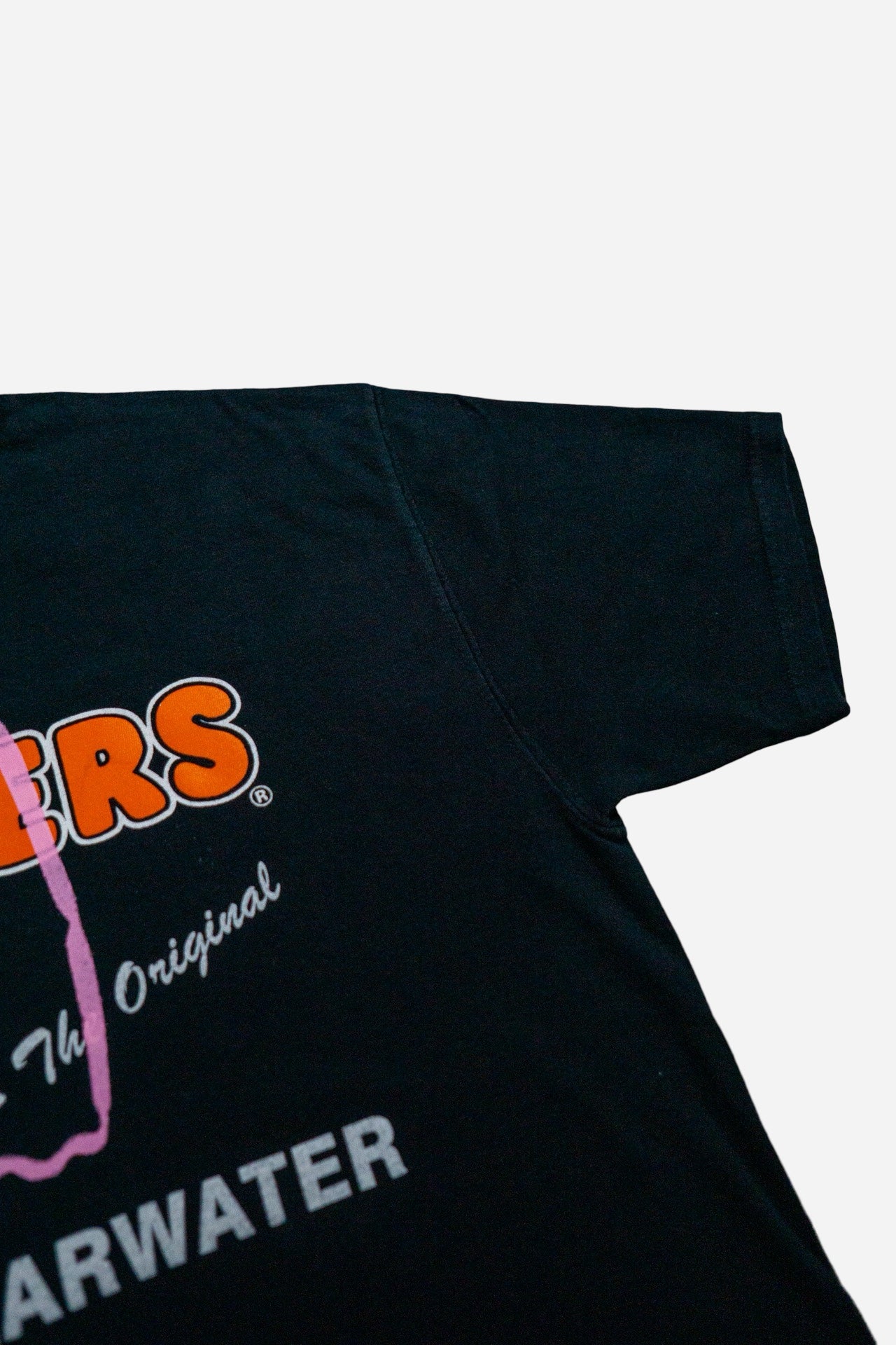 Vintage Jerzees T-Shirt 'worldwidelocal' 'Hooters' - Sportswear [2000er]
