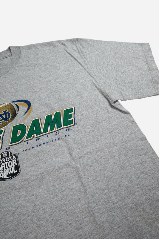 Vintage Jansport T-Shirt NCAA 'Notre Dame' - Sportswear [2000er]