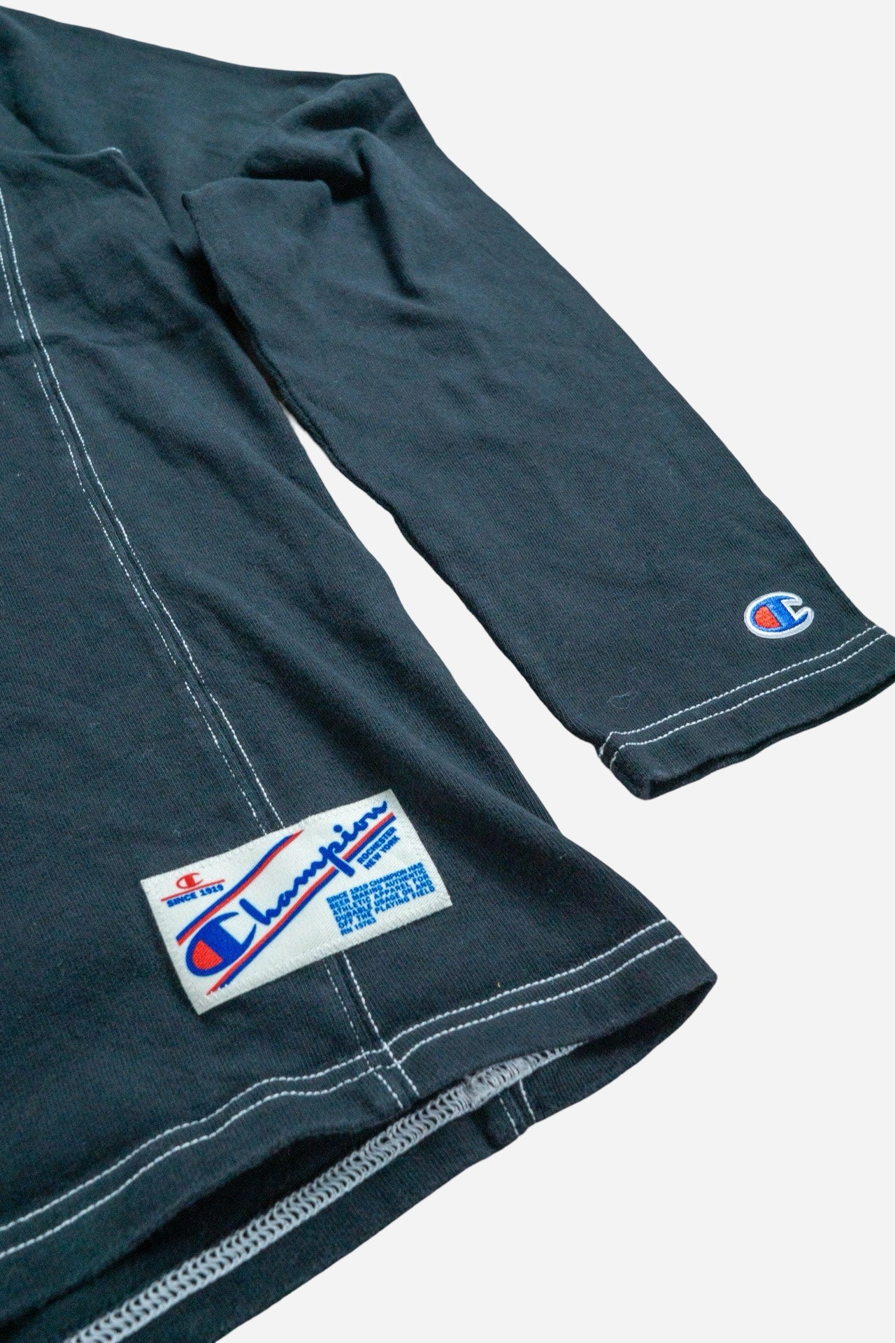 Vintage Champion Longsleeve T-Shirt [2000s] Medium