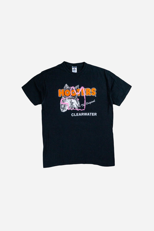 Vintage Jerzees T-Shirt 'Hooters' [2000s] Medium