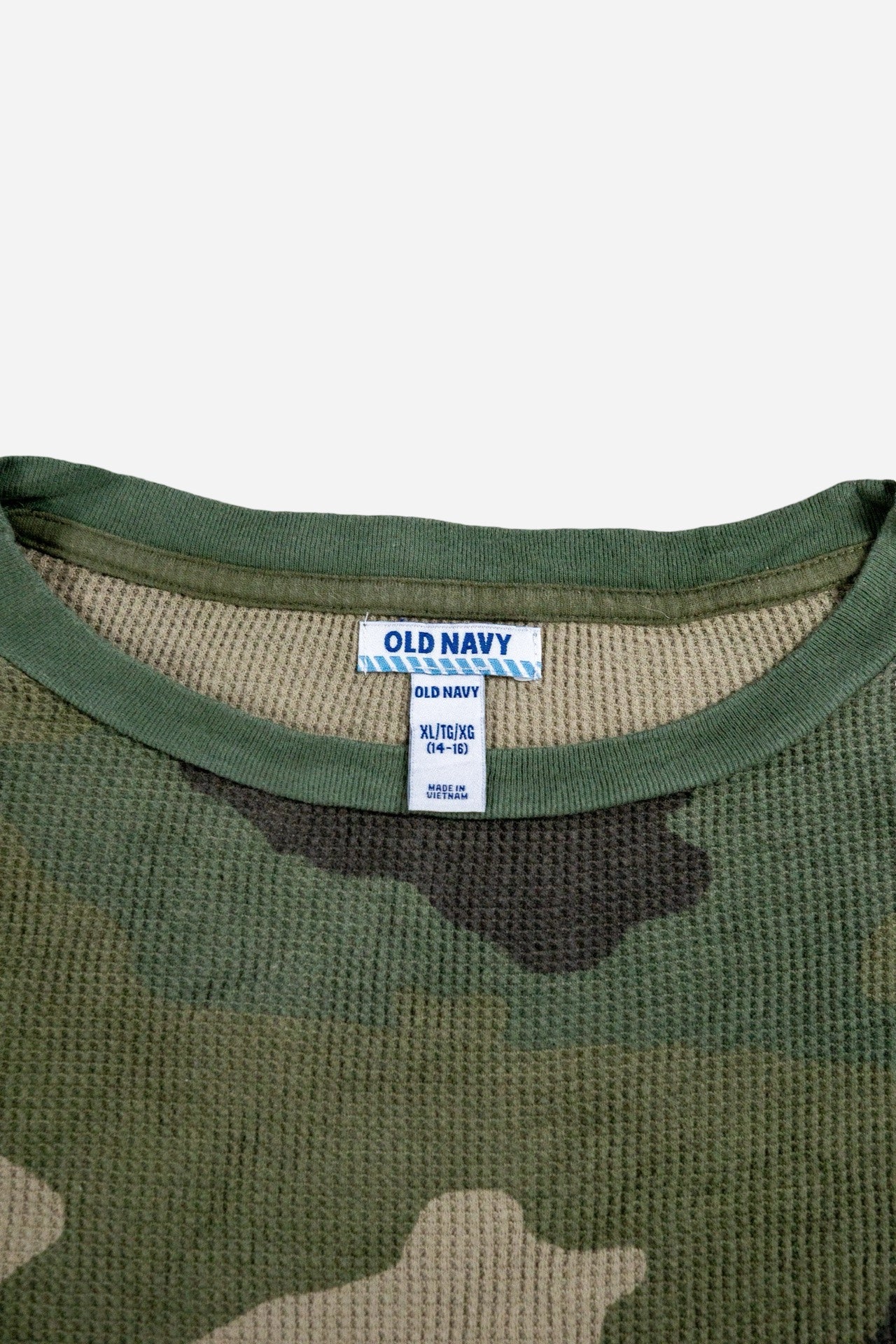 Vintage Old Navy Kids Camo Waffle Longsleeve [2000s] Small