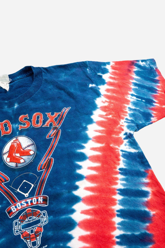 Vintage Lee Kinder Tie - Dye T-Shirt 'Boston Red Sox' - Sportswear [1990er]